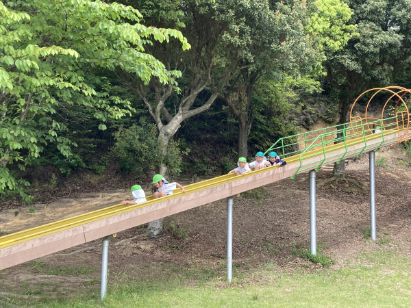 森林公園遠足に行ってきました。