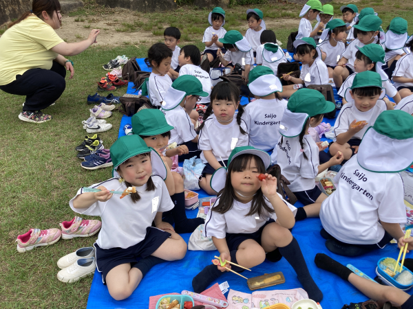 森林公園に遠足に行きました