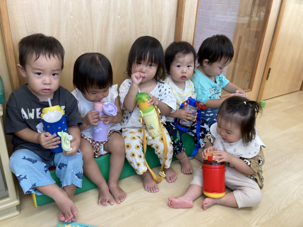 1歳児クラス 大好きな水遊び