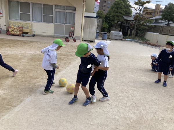 サッカー教室がありました。