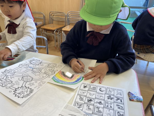 おひさまキッズ　お部屋で遊んだよ