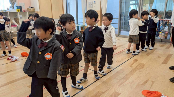 年中組　踊りの練習頑張っています！