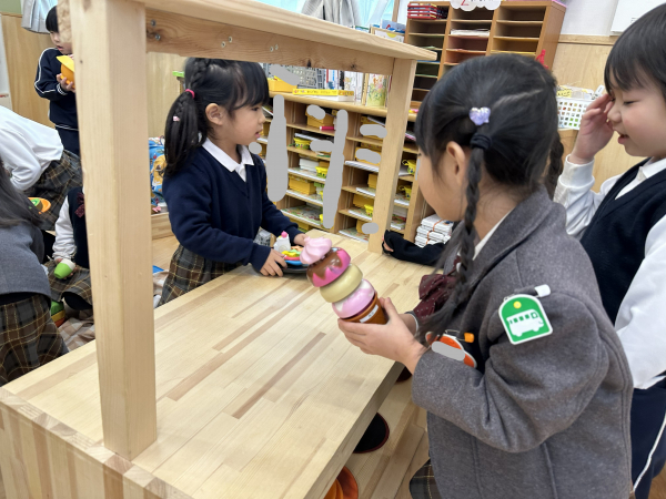 年中組　お部屋遊びをしたよ！