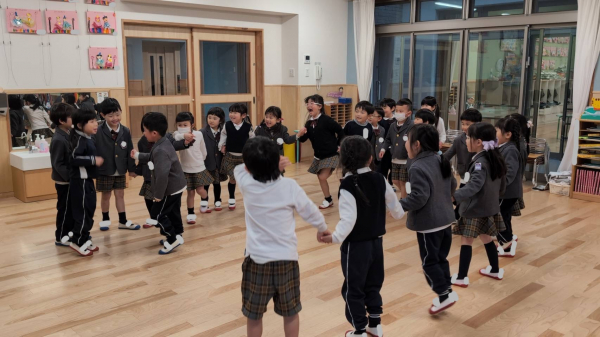 お友だちとにっこり！